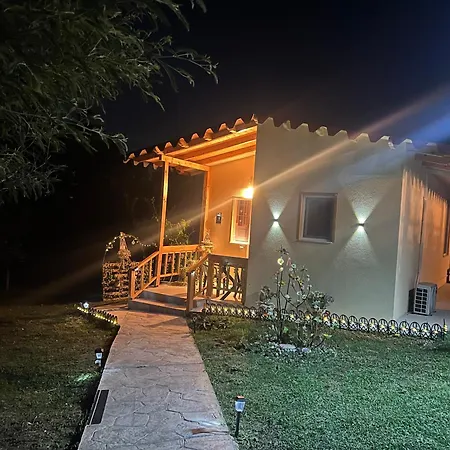 Village -garden House Daias Holiday home *