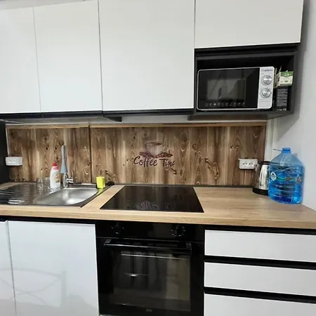 Holiday home Village -garden House Daias *