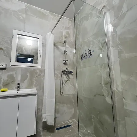 Village -garden House Daias Holiday home